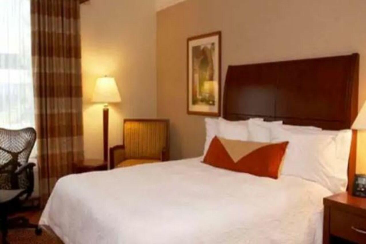 Hilton Garden Inn Cincinnati/Sharonville Bagian luar foto