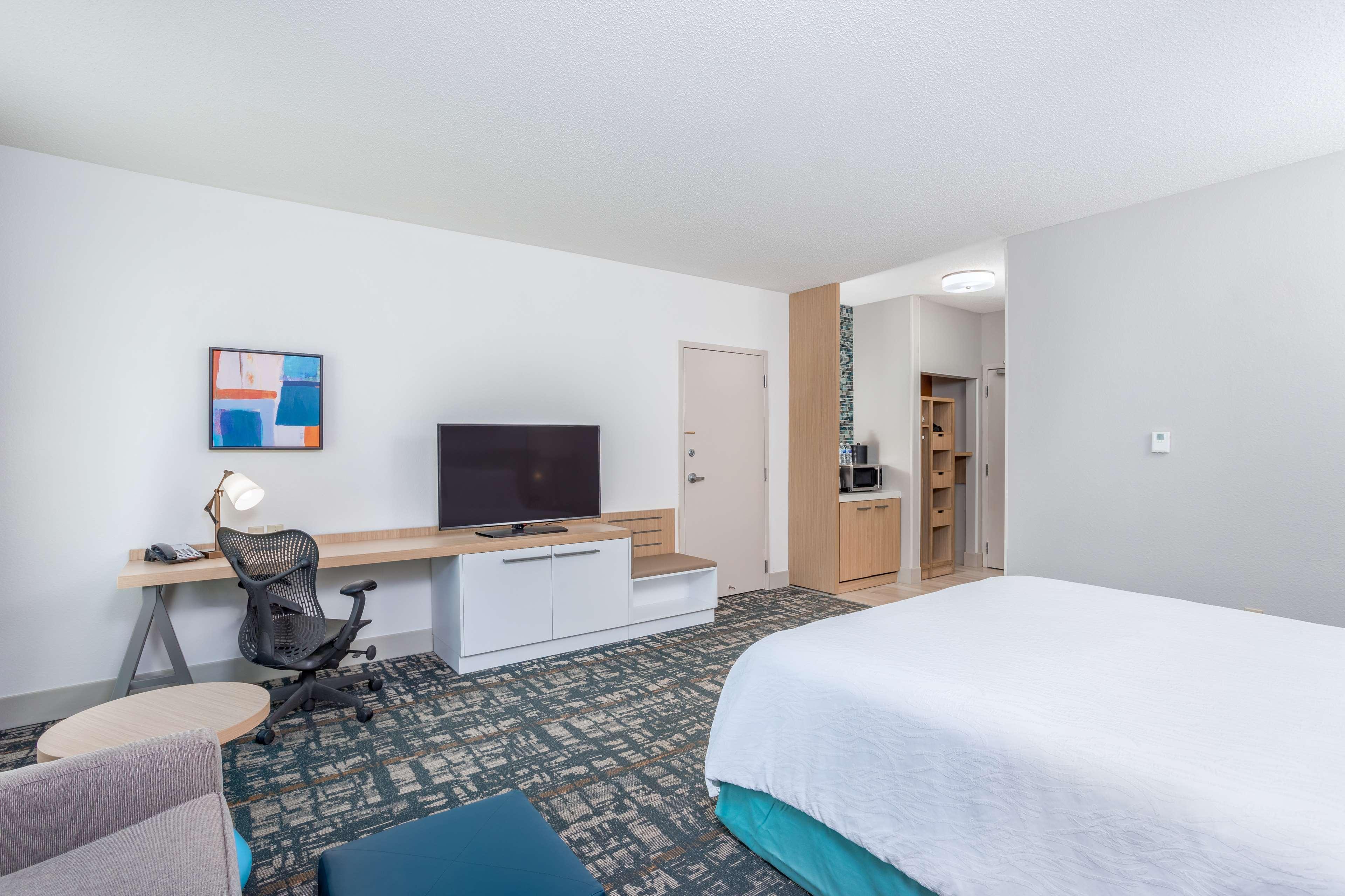 Hilton Garden Inn Cincinnati/Sharonville Bagian luar foto